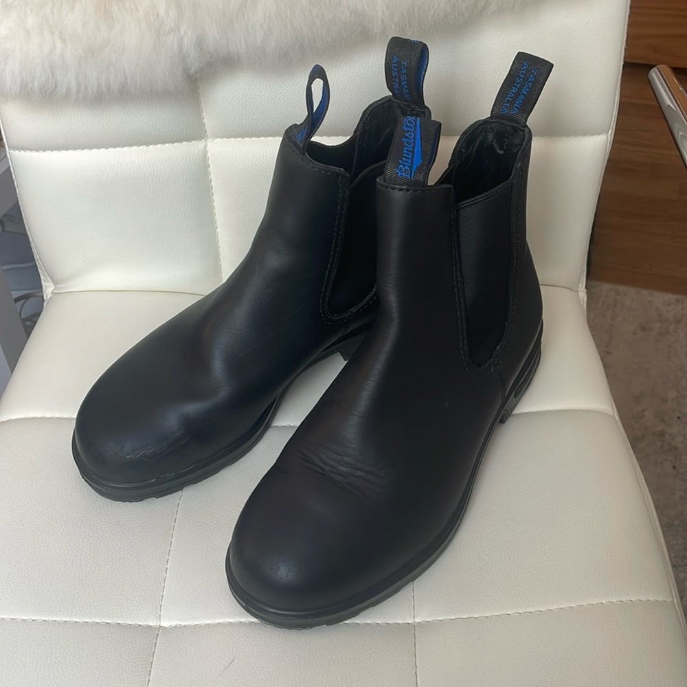Blundstone women’s thermal high top boots